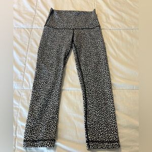 Lululemon high rise crop wunder under leggings